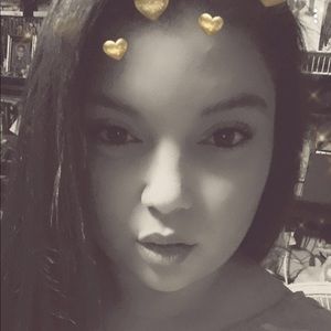 Meet your Posher, Sheila